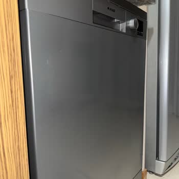 Arçelik Bulaşık Makinesinde Süregelen Yüzey Lekeleri Çözüm Bekliyor