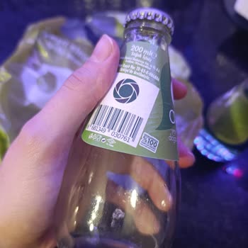 BİM'den Alınan Avşar Soda Şişesinde Boşluk Ve Üretim Hatası