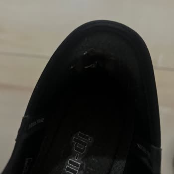 Skechers Ayakkabımın Kısa Sürede İç Astar Yıpranması Ve Mağaza Değişim Reddine Karşı İtiraz