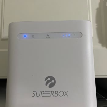 Turkcell Superbox'ta Başkasına Ait Eski Modem Sürekli Kapanıyor Ve Müşteri Hizmetleri Kaba Davranıyor