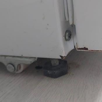 Garanti Kapsamındaki Vestel Buzdolabında Boya Çürümesi Ve Paslanma