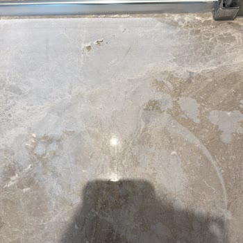 Enhas Temizlik İnşaat Sonrası Temizlikte Mermer Yüzeylerde İz Ve Lekeler Oluştu