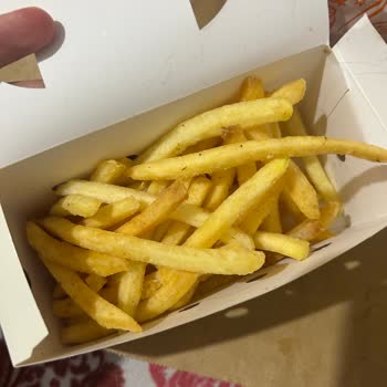 Popeyes Şubesinde Hijyen Sorunu Ve Bozuk Ürün İçin İade Talebi