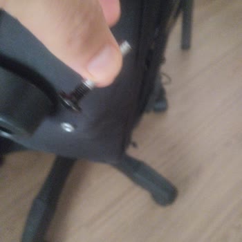 Fashcolle Oyuncu Koltuğunda Sol Kol Dayama Vida Girişi Hatası Ve Değişim Talebi