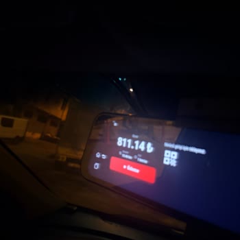 Metro Turizm Seferinde 24 Saat Gecikme Ve Şoförün Cep Telefonu Kullanmasıyla 811 TL Taksi Ücreti