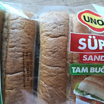 UNO Markalı Tam Buğday Ekmeklerinde Son Kullanma Tarihi Geçmesine Rağmen Küf Sorunu