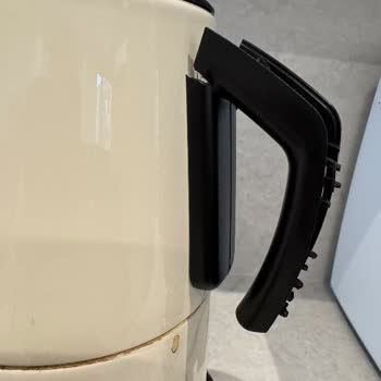 Leggno Çay Makinesi Sapı Kırıldı, İade Talebi Yanıt Almıyor