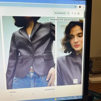Stokta Görünen Blazer Siparişinde Sistem Hatası Ve Çözüm Talebi