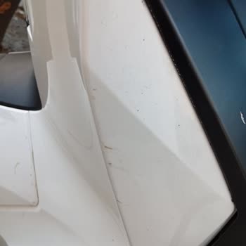 Mondial Strada 125 Modelinde Orijinal Far Muhafazası Ve Yan Plastik Parça Bulunamıyor