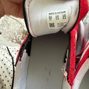 Kalitesiz Adidas Spezial Ayakkabının İade Reddi Ve Müşteri Mağduriyeti