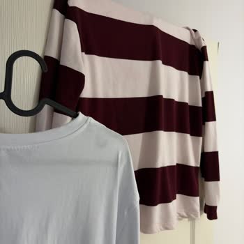 İlk Yıkamada Renk Değişen Sweatshirt İçin Ücretsiz Kargo İncelemesi Ve İade Talebi