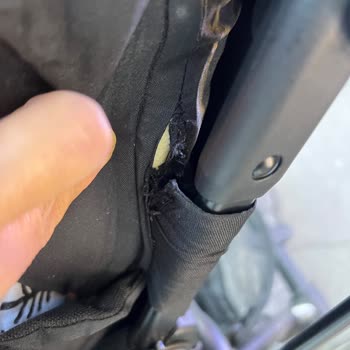 Cybex Bebek Arabasında Hızlı Yırtılma Ve Değişim Talebi