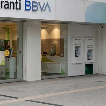 Garanti Bankası ATM’sinde Alıkonulan 49.800 TL’nin Hemen İadesi