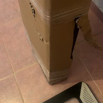 Aras Kargo Kurye Saygısız Davranışı Ve Zarar Görmüş Teslimat