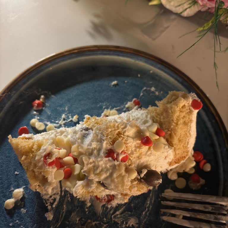 Sipariş Edilen Pasta Görünüm Ve İçeriğiyle Uyuşmadı, İade Talebi