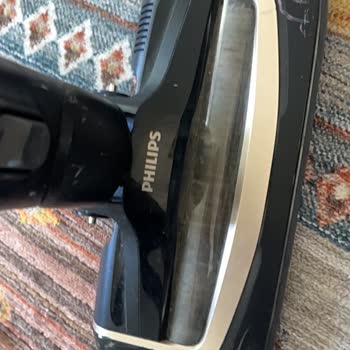Philips 9000 Süpürge Batarya Ve Tekerlek Sorunları Kullanılamaz Hale Getirdi