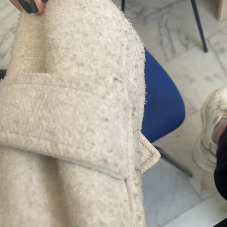 Stradivarius Kabanında Aşırı Tiftiklenme Ve Dikiş Yırtılması