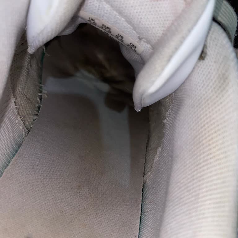 Puma Ayakkabısında Su Sızıntısı Ve Taban Çökmesi, Satış Sonrası Servisten Yanıt Gelmemesi