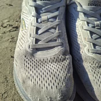 Skechers Spor Ayakkabının Kısa Sürede Yırtılması Ve Kullanıcı Hatası Reddi