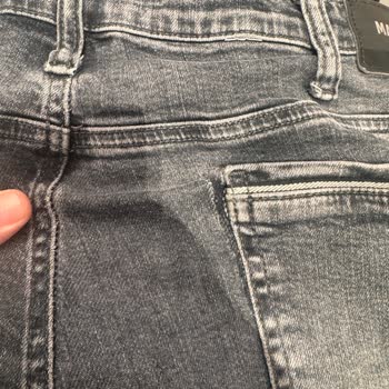 Mavi Mağazasından Kot Pantolonlarda Erken Yıpranma, Değişim Talebi Ve Çözüm Eksikliği