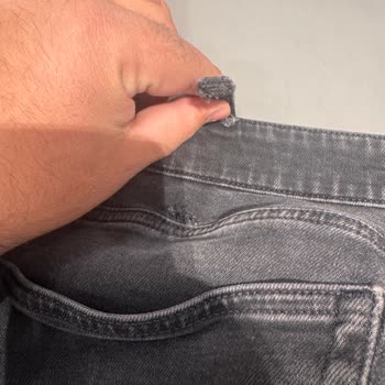 Mavi Mağazasından Kot Pantolonlarda Erken Yıpranma, Değişim Talebi Ve Çözüm Eksikliği