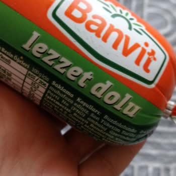 Banvit Salamında Yabancı Tüy Parçası