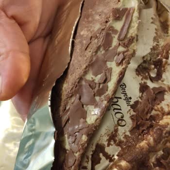 Migros’tan Aldığım Beyoğlu Dubai Çikolatalarında Üretim Hatası Ve Değişim Talebi