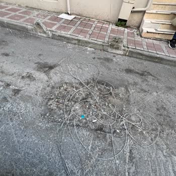 Aynı Sokakta 8 Aboneyi Etkileyen Fiber Arıza İçin Acil Çözüm Talebi