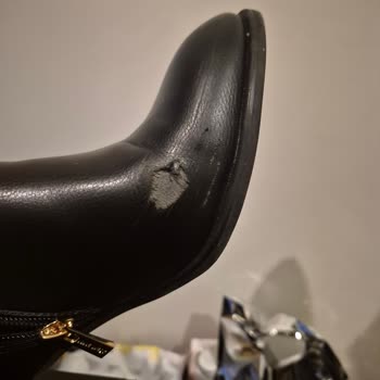 Nine West Ayakkabılarında Üretim Hatası: Kısa Sürede Yan Soyulması Ve Değişim Talebi
