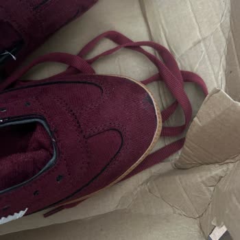 Defolu Adidas Spezial Ayakkabılar İçin İade Reddi Ve Değişim Teklifi