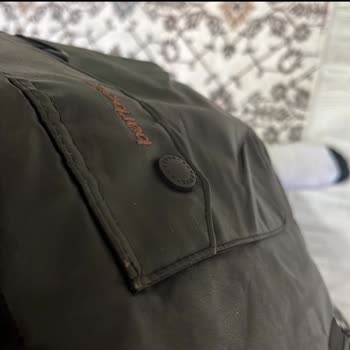 Dolap'ta Defolu Barbour Deri Ceket Ve İade Reddi