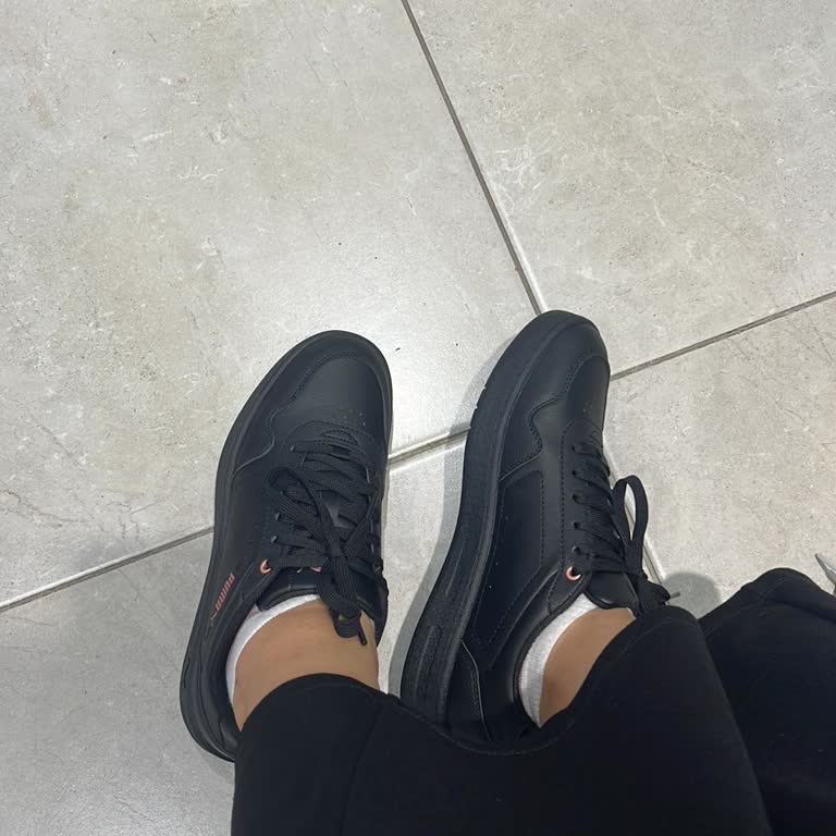 Puma Sneaker'da Ayak Yarası Oluştu, Değişim Talebi