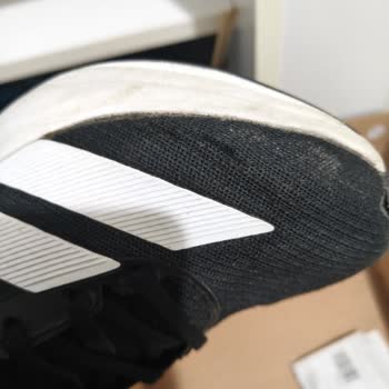 Adidas Spor Ayakkabısındaki Yırtığa Rağmen İade Talebi Reddedildi