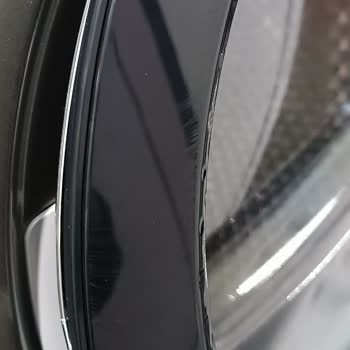 Yeni Alınan Arçelik Kurutma Makinesinin Kurulumda Kapak Çizikleriyle Gelen Hasarı