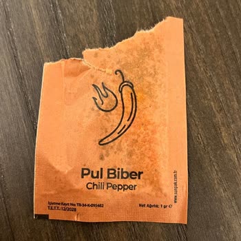 Küflü Pul Biberi Nedeniyle Getir Ve Pidem Zafer Şubesine Yönelik Hijyen Şikayeti