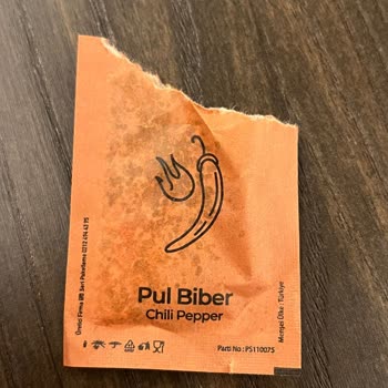Küflü Pul Biberi Nedeniyle Getir Ve Pidem Zafer Şubesine Yönelik Hijyen Şikayeti