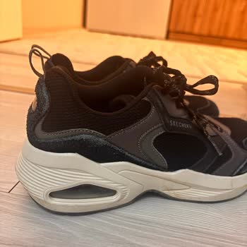 Skechers Kadın Sneakers İç Taban Hatası Ve Renk Solması Nedeniyle İade Reddi