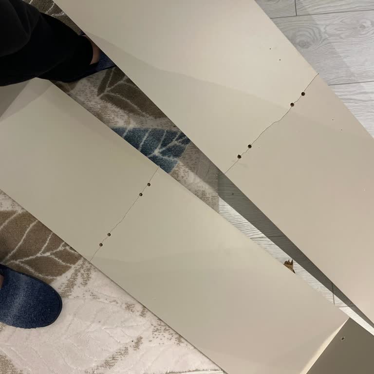 Vivense'den Uzun Teslimat Ve Kırık TV Ünitesi