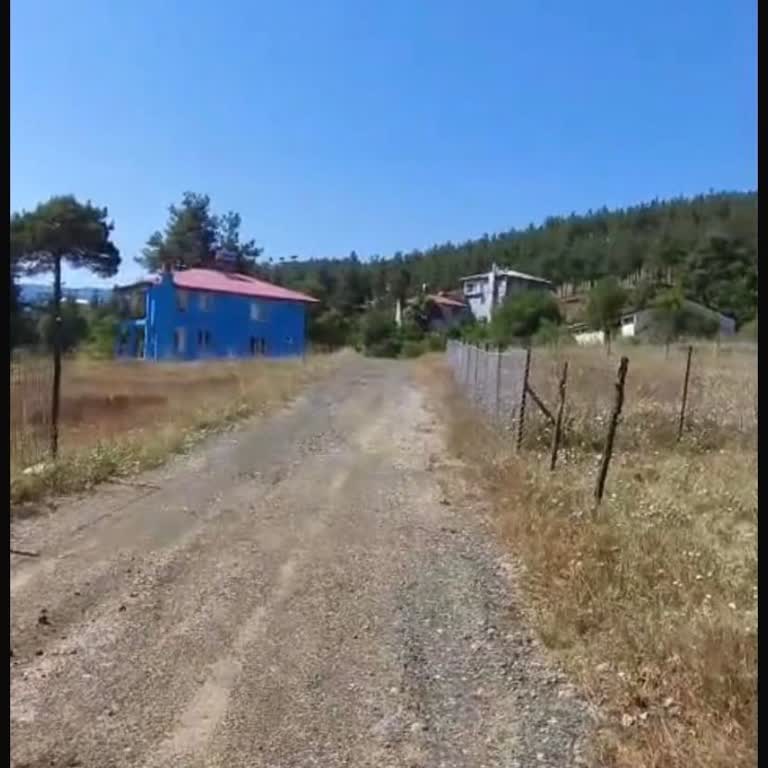 Aladağ Gerdibi Köyünde Elektrik Direği Kurulumu 2 Yıllık Gecikme