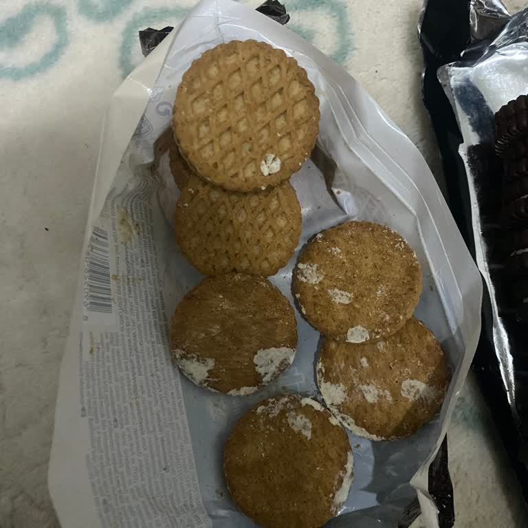 Migros Nizip Mağazasından Boş İçerikli Eti Kremalı Bisküvi Şikayeti