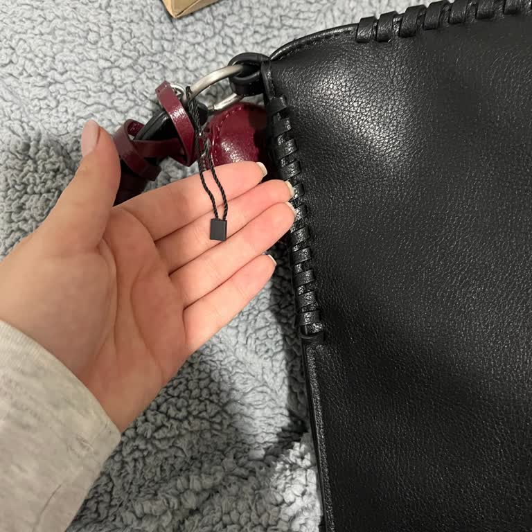 Boyner Desigual Çantasının Etiket Kopuk Ve Jelatinsiz Gelmesi, İade Sürecindeki Koordinasyonsuzluk