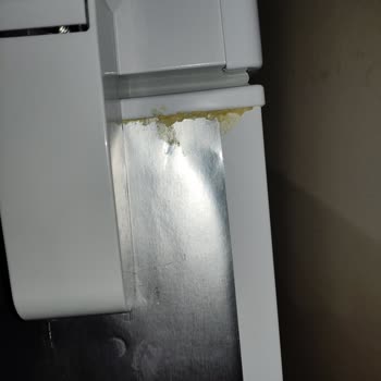 Altus AL 2205 Derin Dondurucu Hasarlı Ve Korumasız Teslim Edildi, Değişim Veya İade Talebi