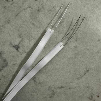 LCW Venezia Peluş Tavşanın İçinden Çıkan Sivri Metal Parçalar Çocuk Güvenliğine Tehdit