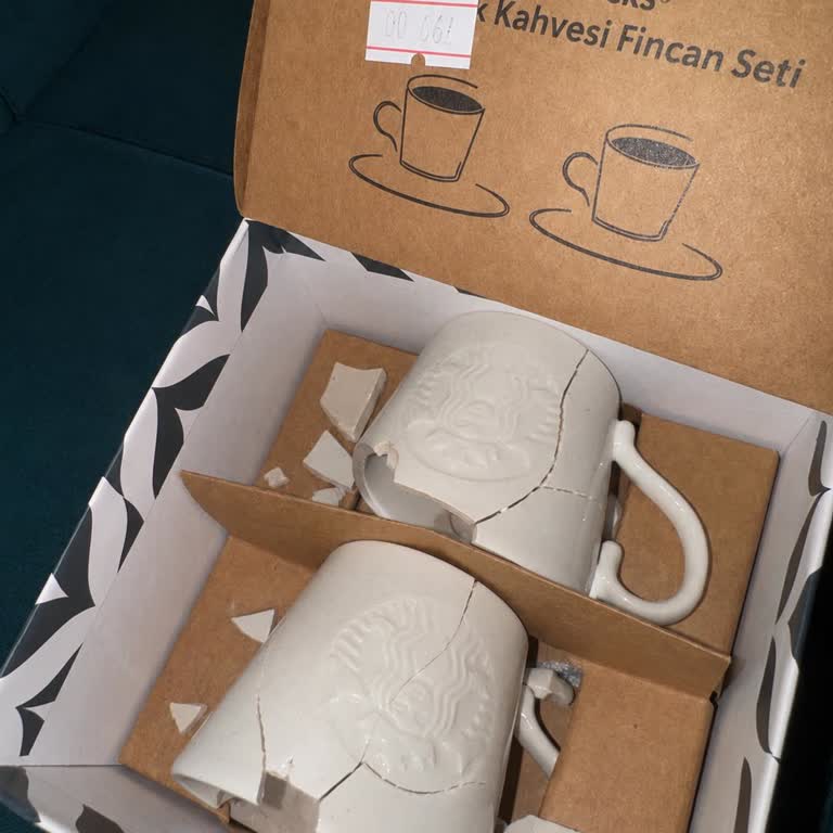 Kırık Fincanlar Ve Fazla Ücretlendirme Şikayeti