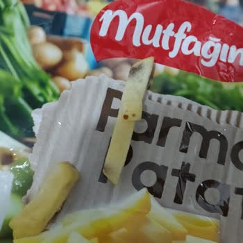BİM Mutfağım Dondurulmuş Patates Ürünün Açık Paketi Ve Bozuk Kalitesi