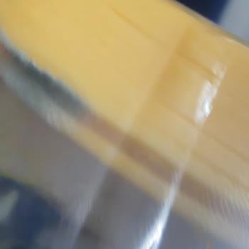Torku Burger Peyniri Küflü Çıktı: Sağlık Riski Ve Değişim Talebi