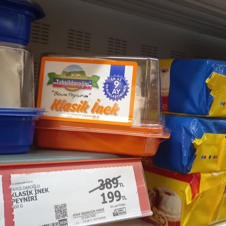 A101 Buca Şubesinde Bozuk Tahsildaroğlu Peyniri Satışı Ve Sağlık Tehlikesi