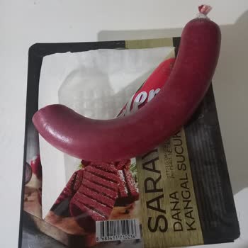 Migros Ö**** S****** Dana Kangal Sucukta Yanlış Tat, Koku Ve Yabancı Madde; Hijyen Endişesi