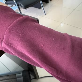 Stradivarius Eşofmanda Hızlı Yırtılma Ve Leke Sorunu: Büyük Hayal Kırıklığı