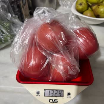 Cepte Şok'da 1,5 Kg Domates Eksik Gönderildi Ve Müşteri Hizmetleri Cevapsız
